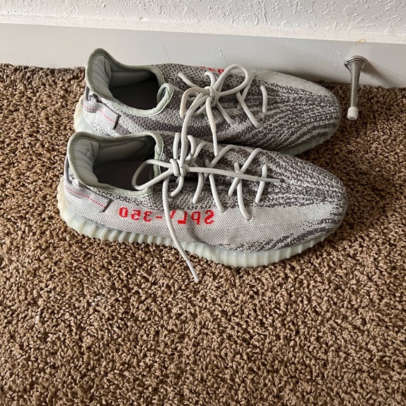 Yeezy 350 Blue Tint - Picture 2 of 5